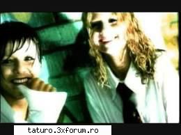 All the things She Said - oare au racit dupa filmari - Videoclipuri si melodii!