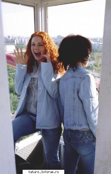 Poze amuzante - laraXlena - t.A.T.u.