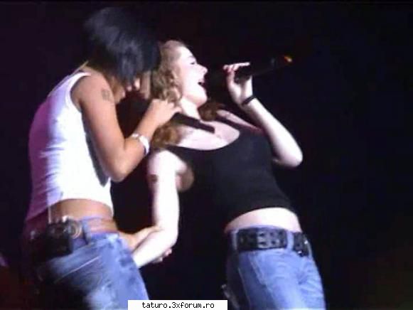 Poze amuzante - shiika - t.A.T.u.