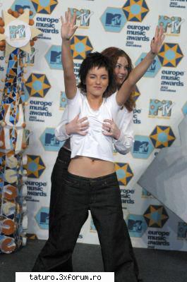 Poze amuzante - shiika - t.A.T.u.