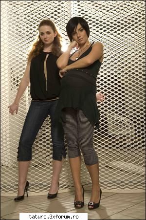 Tatu - sa punem poze cu ele ;) - t.A.T.u.