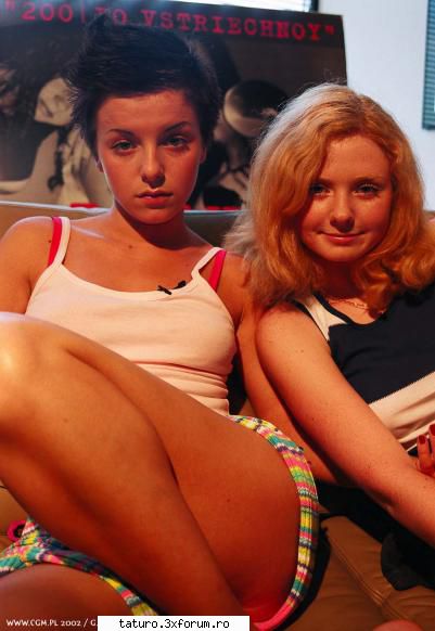 Tatu - imi place mult pozaa asta - t.A.T.u.
