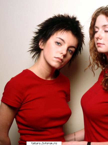 Tatu - ce tare e poza asta - t.A.T.u.