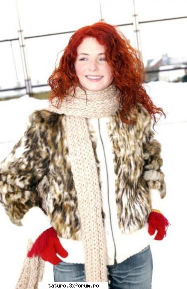 lena katina poze - Da e tare poza si Lena e super !!! Imi place asta - Lena Katina