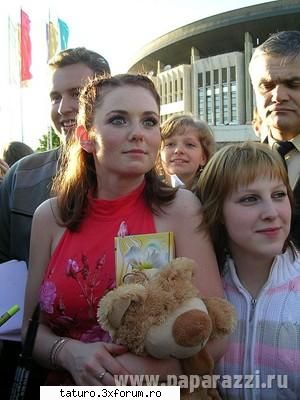 poze funny cu lena - ce privire patrunzatoare hahaha - Lena Katina